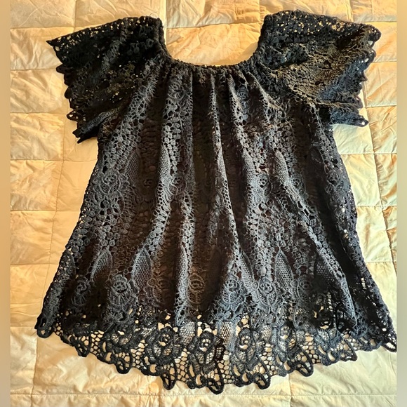 NWOT dark blue lace short sleeve top - Picture 2 of 6